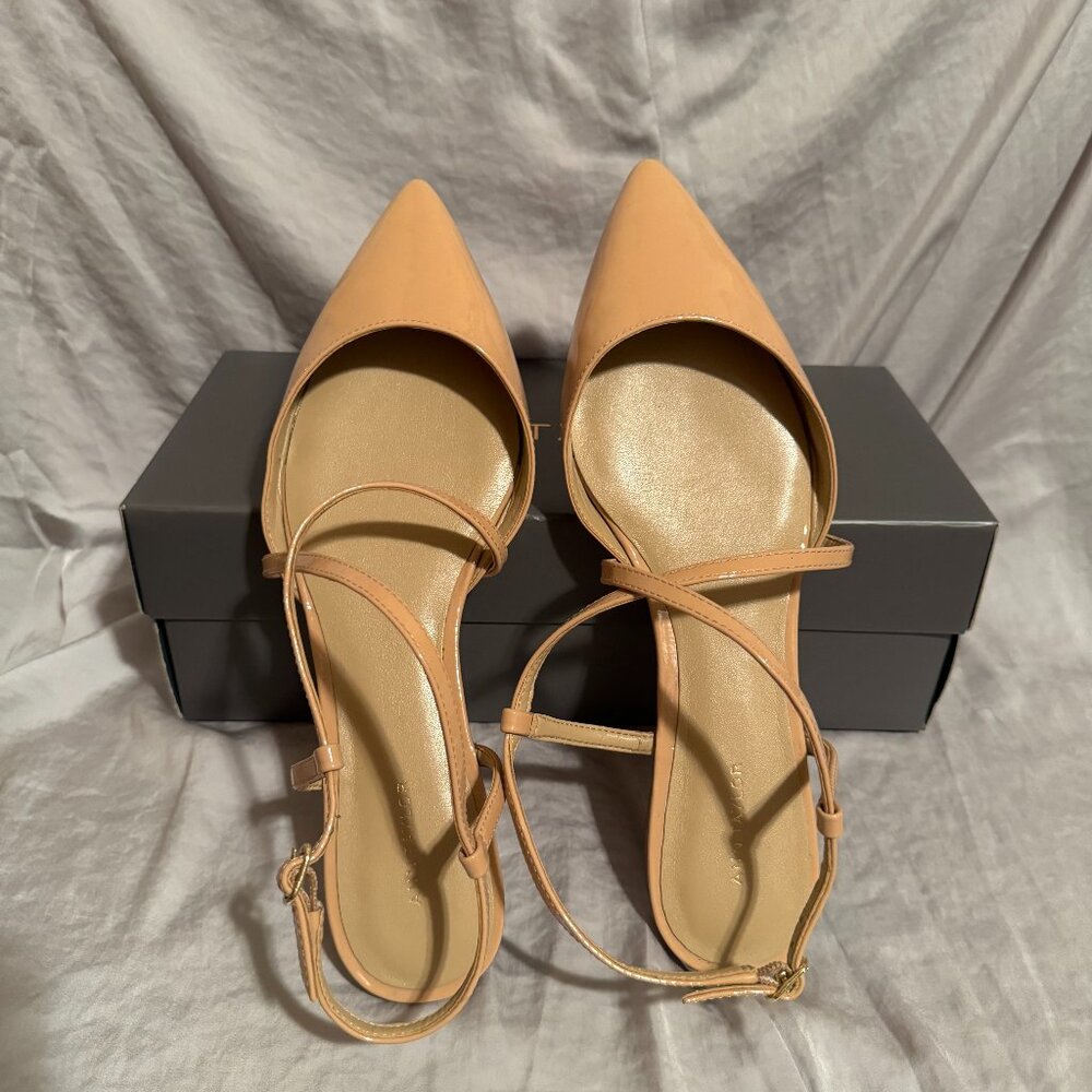 ANN TAYLOR Wren Patent Slingback Flat 8.5